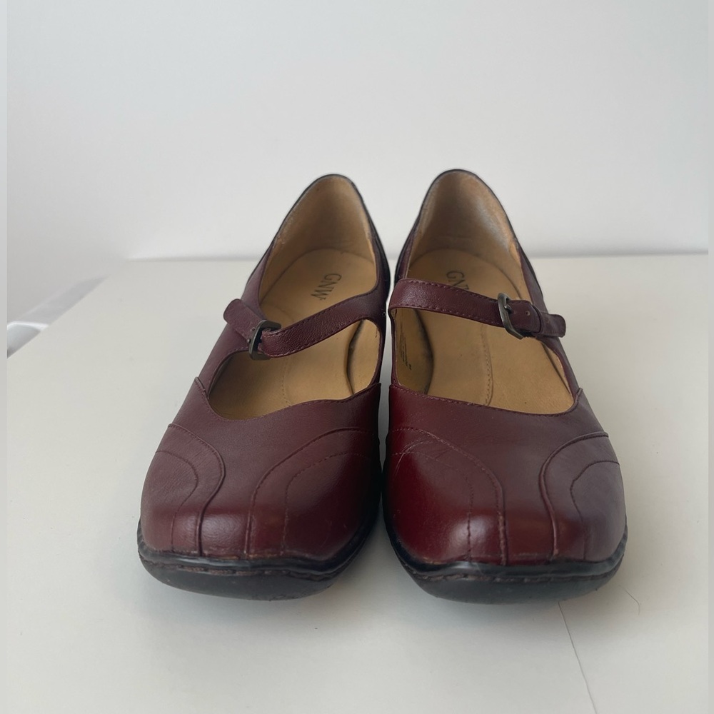 GNW Mary Jane Wedge Heels Burgundy 8M - Picture 11 of 13